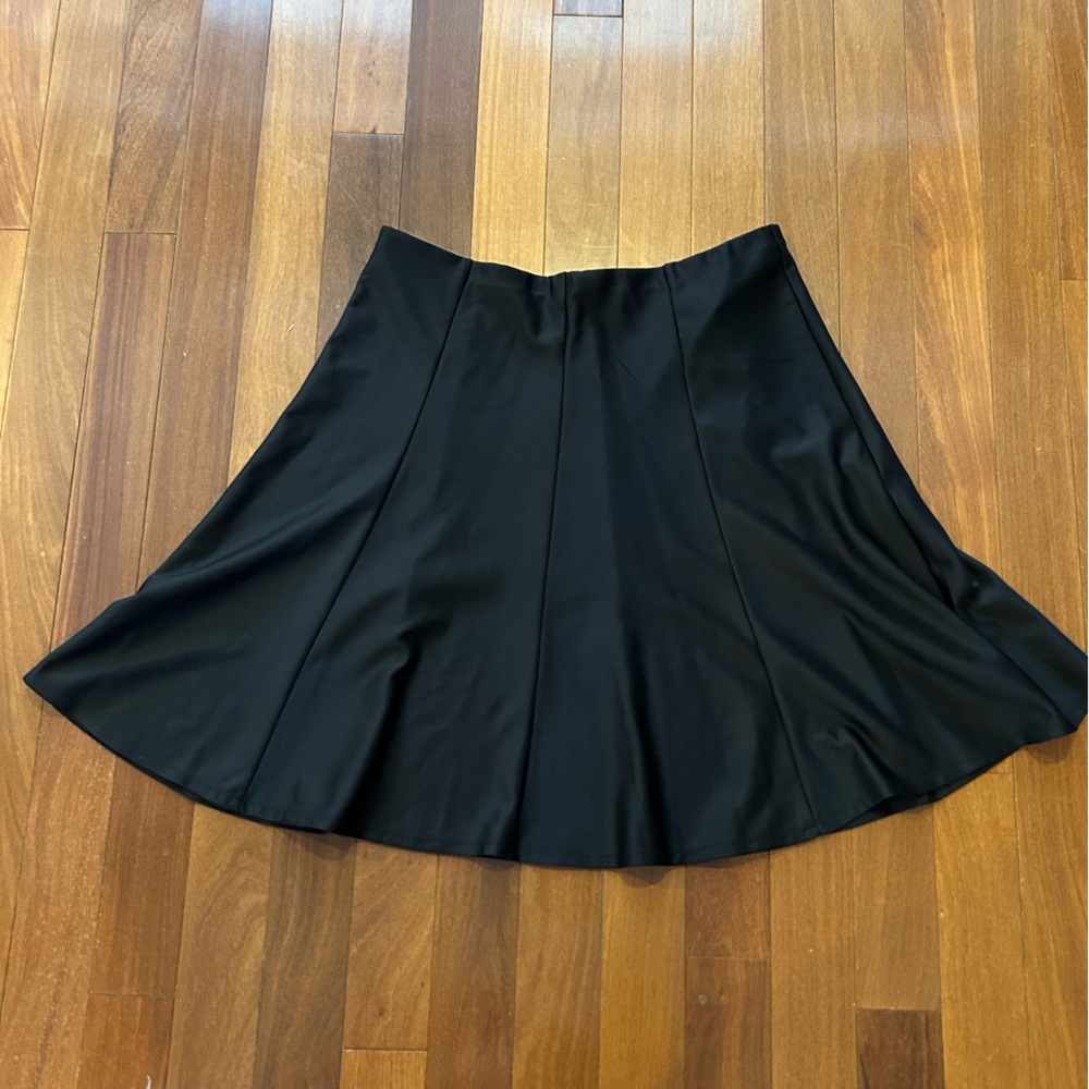 Chic Black Skater Skirt